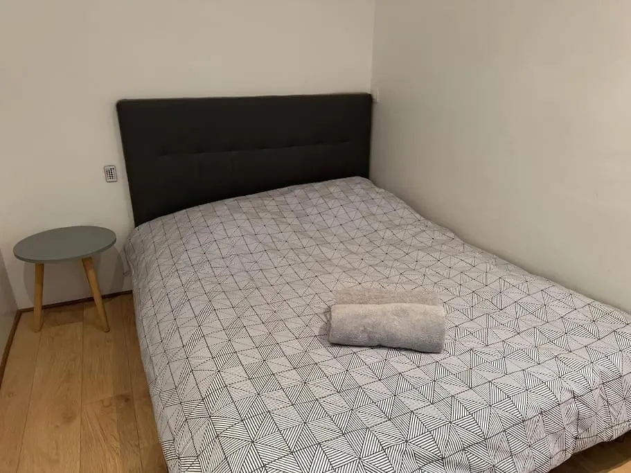 Awesome 2Br 5 Min To Arc De Triomphe Apartment Paris